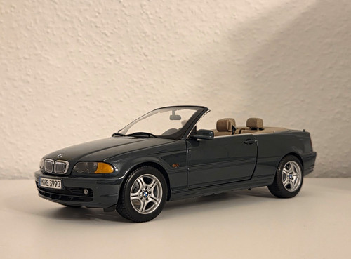 Bmw series cabrio e46 - 1:18, 3